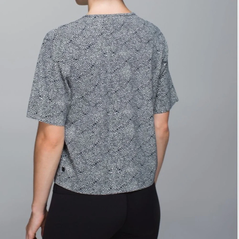 Lululemon good to go tee
